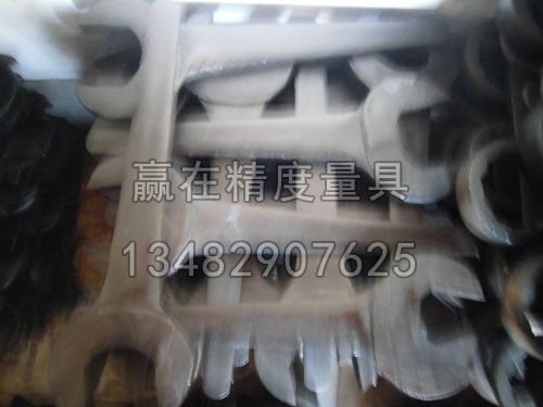单呆扳手12