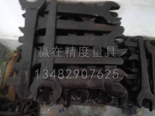 单呆扳手8