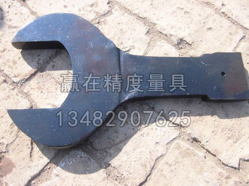 敲击呆扳手